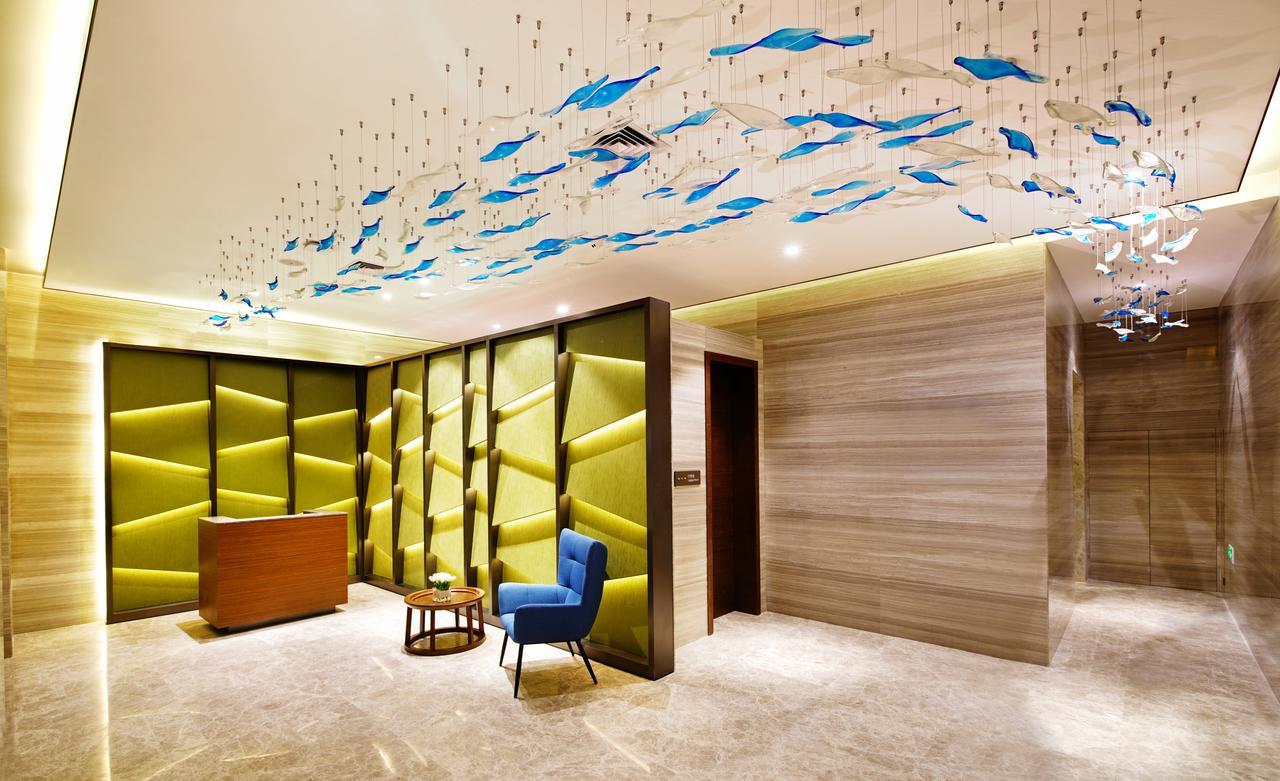 Hampton By Hilton Beihai Exteriör bild